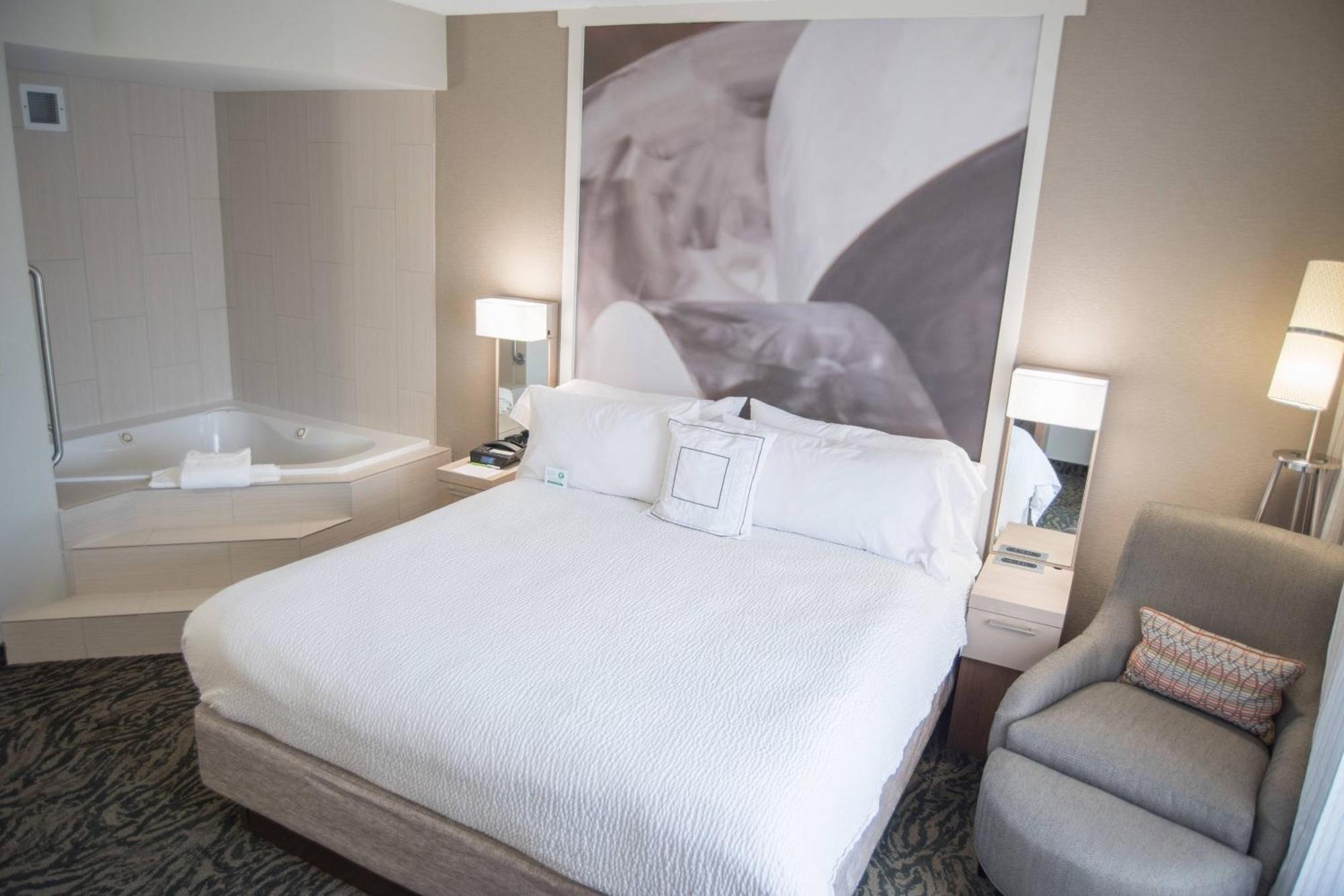 Courtyard By Marriott Hickory Hotel Kültér fotó